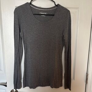 Maurices Women's Grey Long Sleeve Top